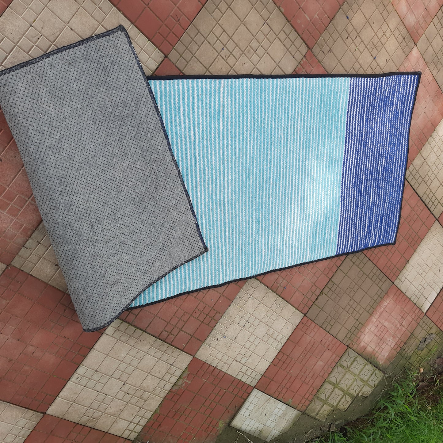 Avioni Luxury Soft Premium Chenille Stripe -Multi Color- Yoga Mat 60cm x 180cm (~2×5.5 Feet)