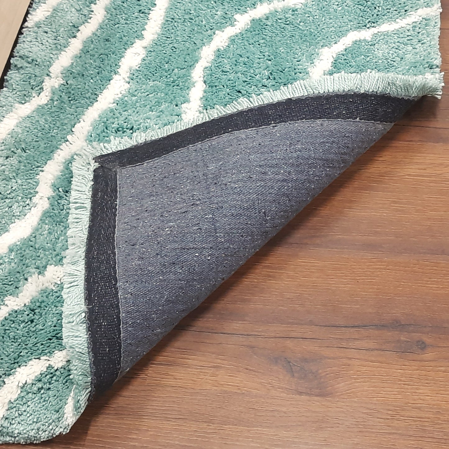 Handloom Shaggy Aqua Carpet With White Wave Design /Bedside Runners by Avioni Home