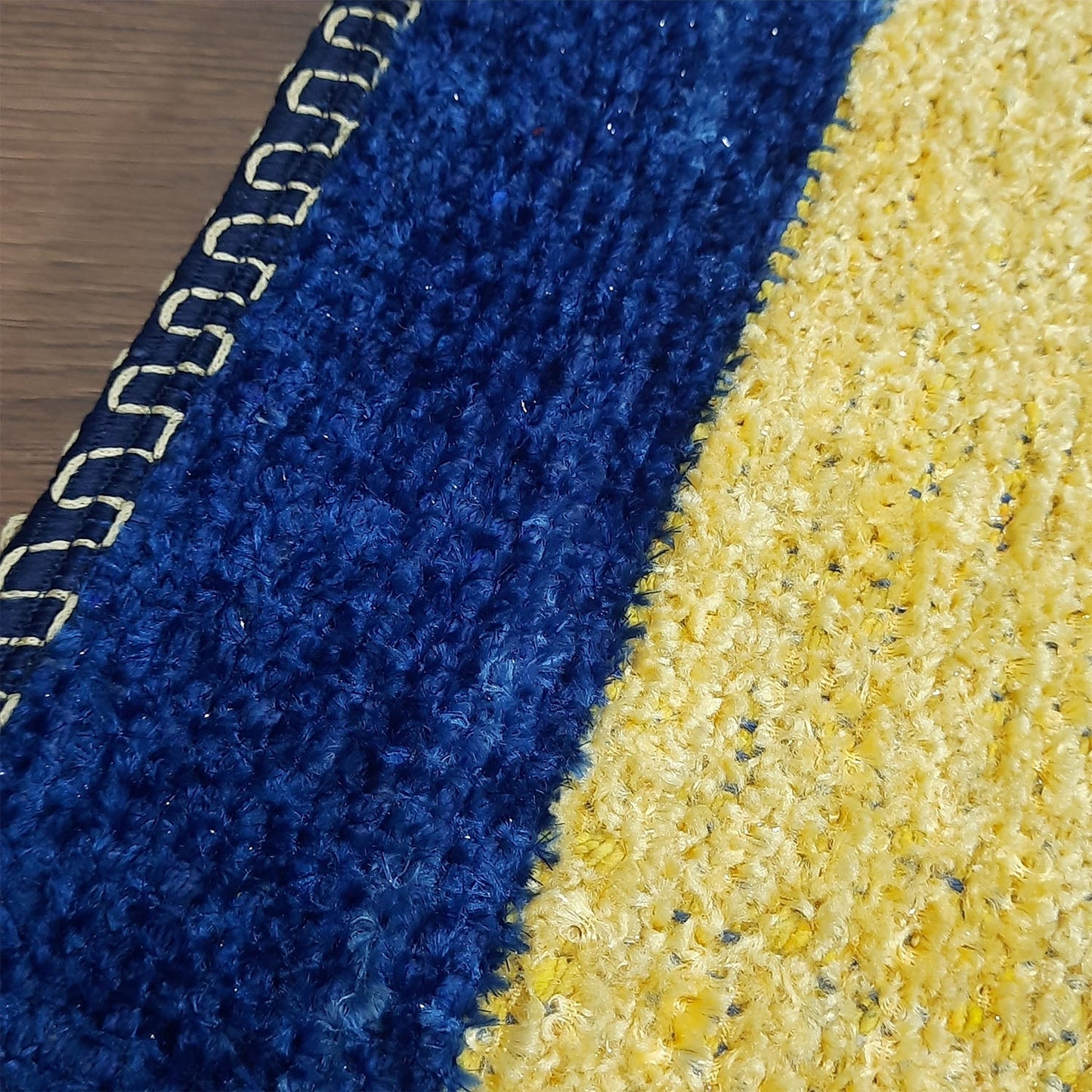 SET OF FOUR | Avioni SlipToGrip Universal Doormat | Size 35cm x 55cm | Anti Slip, Durable & Washable | Outdoor & Indoor