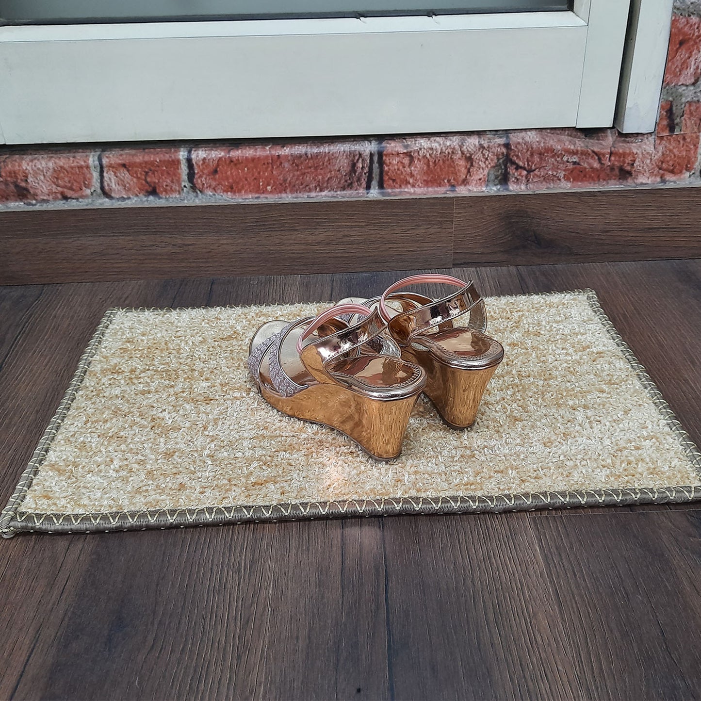 SET OF FOUR | Avioni SlipToGrip Universal Doormat | 35cm x 55 cm | Anti Slip, Durable & Washable | Outdoor & Indoor