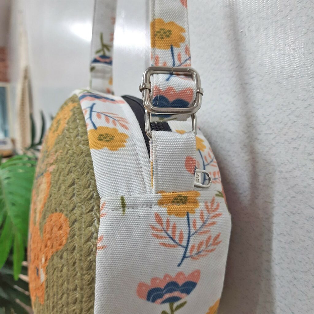 Premium Sling Bag for Women, Avioni Fashion Shoulder Bag, Bohemian Style-Rabbit In Field, Braided Sides Round Sling Bag, Perfect For Gifts and Traveling-25 cms Diameter