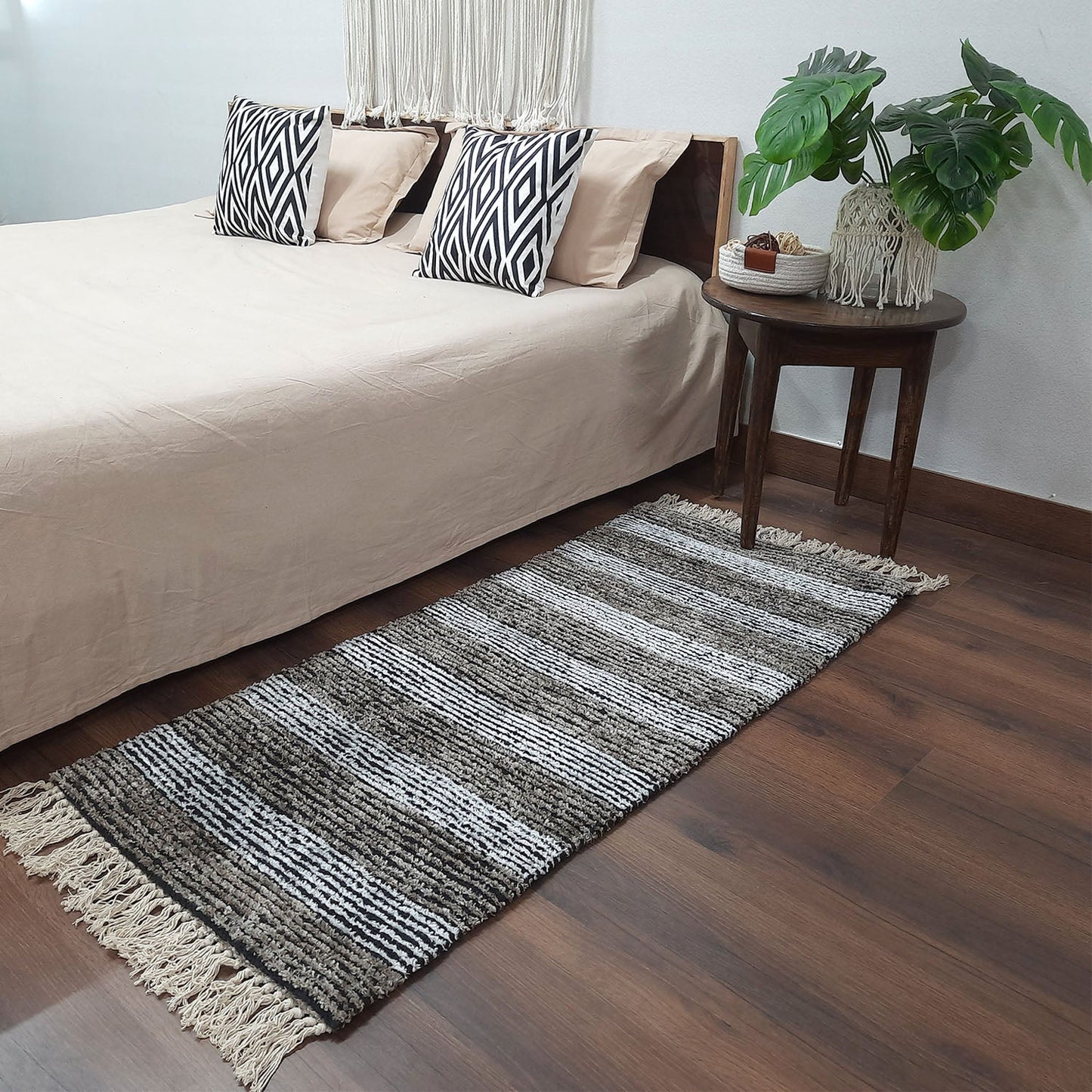 Avioni Handloom Washable Light Brown White Solid Premium Bedside Carpet (55cm x 137cm (~22″ x 55″))