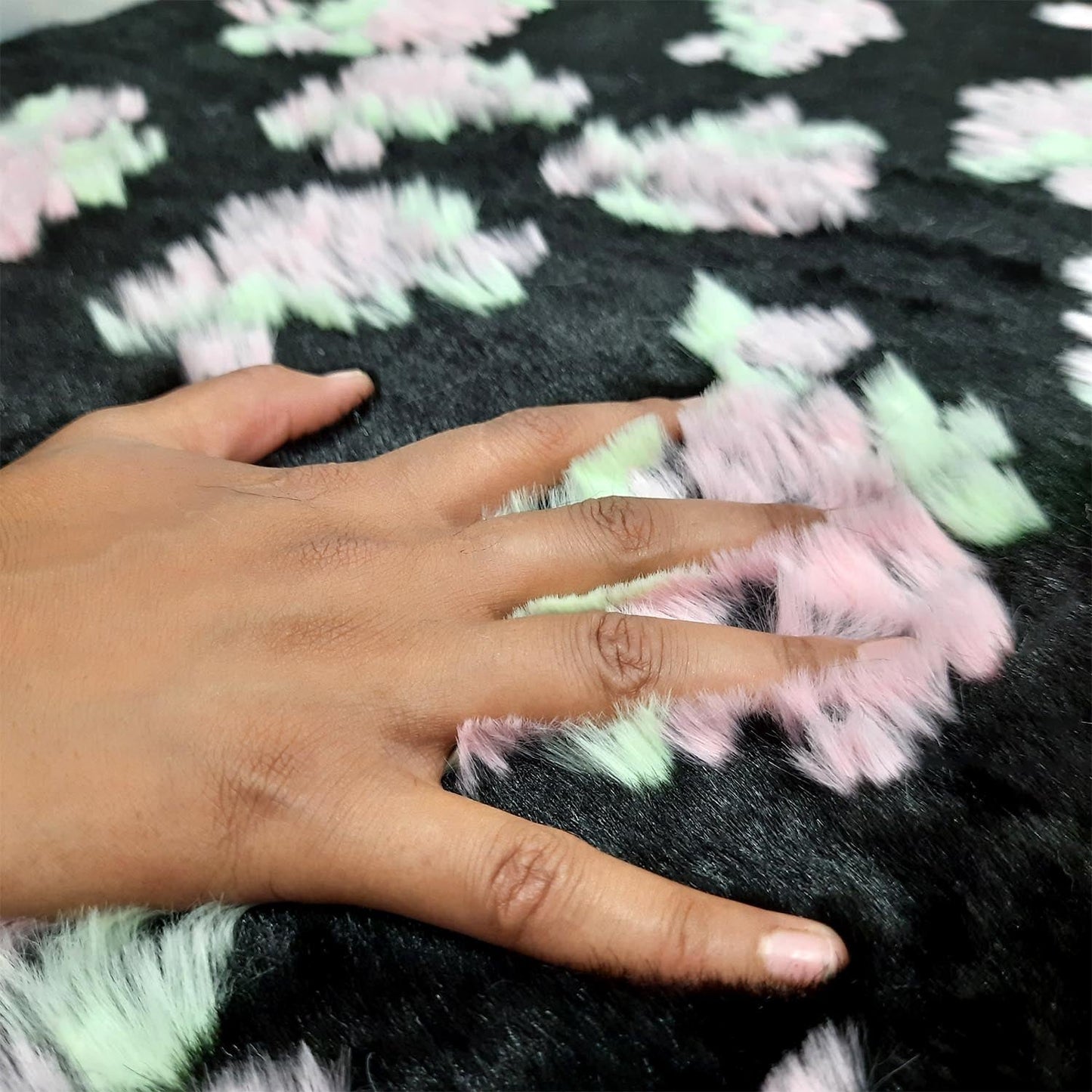 Loomkart – Avioni Ultra Soft Cozy Faux Fur Carpet for Bedroom/Hallway/Pooja Room-Easily Hand Washable- 60X150cm