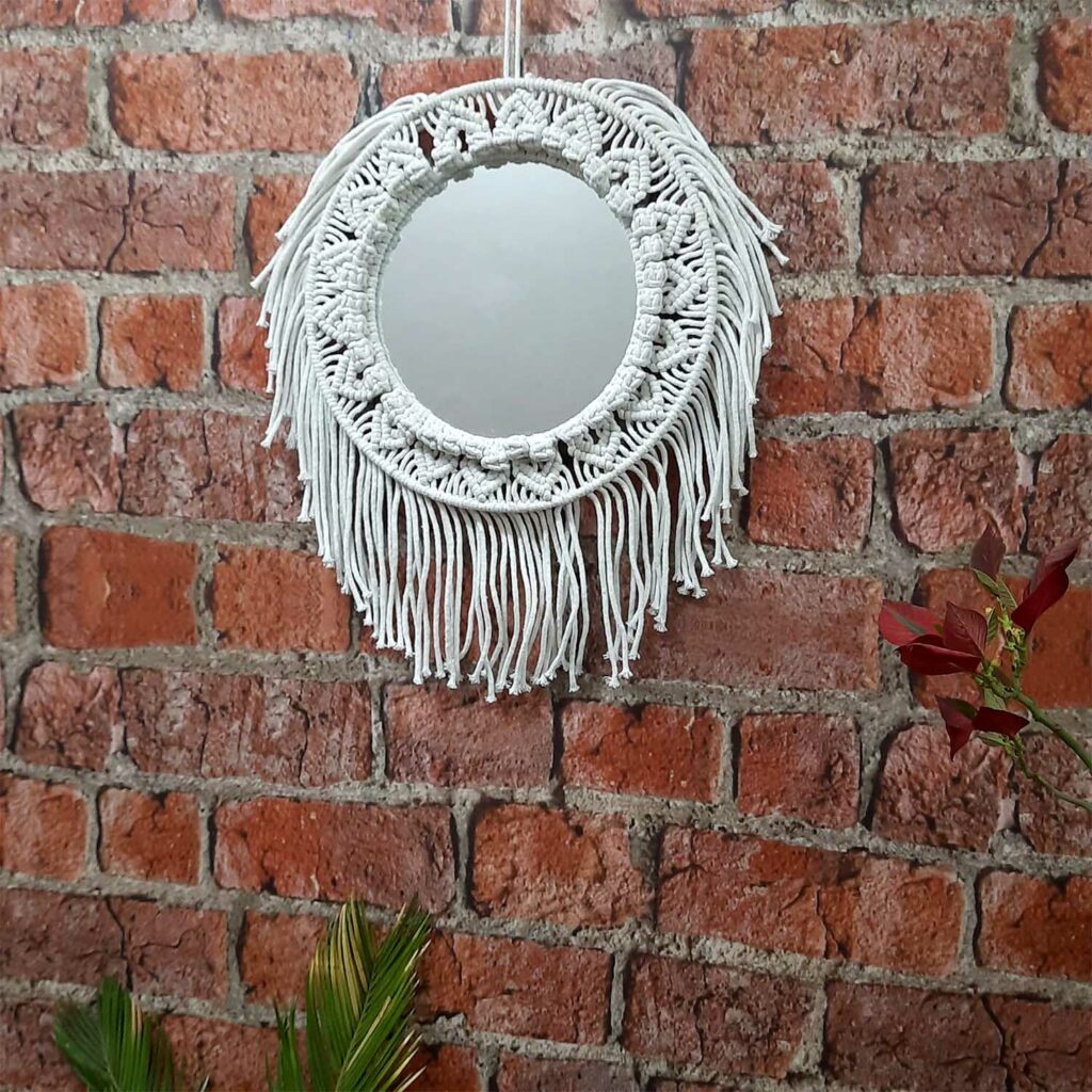 Avioni Home Boho Collection – Mirror in Macramé -32×40 cms
