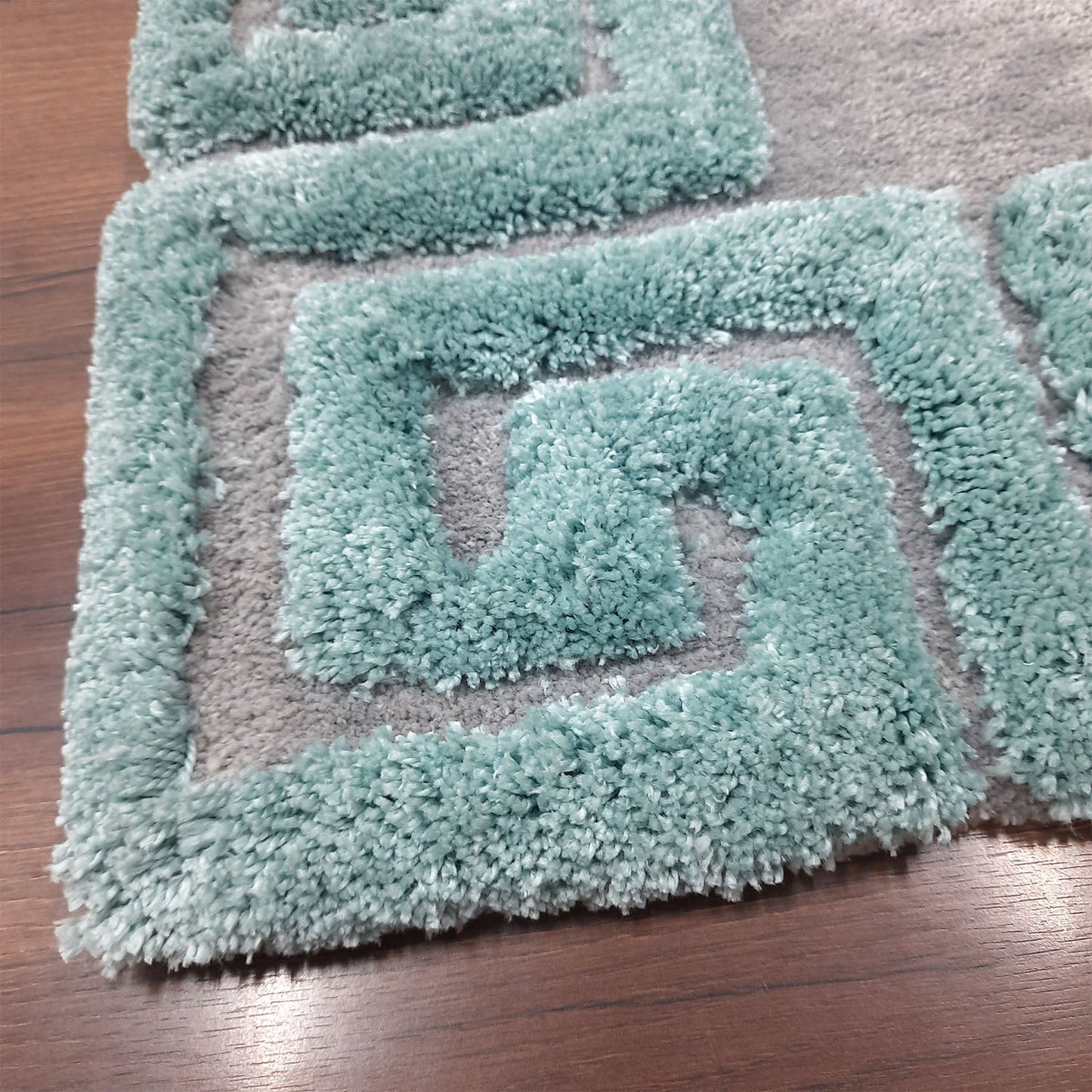 Avioni Atlas Collection- Micro Grey with 3D Aqua Designer Border -Different Sizes Shaggy Fluffy Rugs and Carpet for Living Room