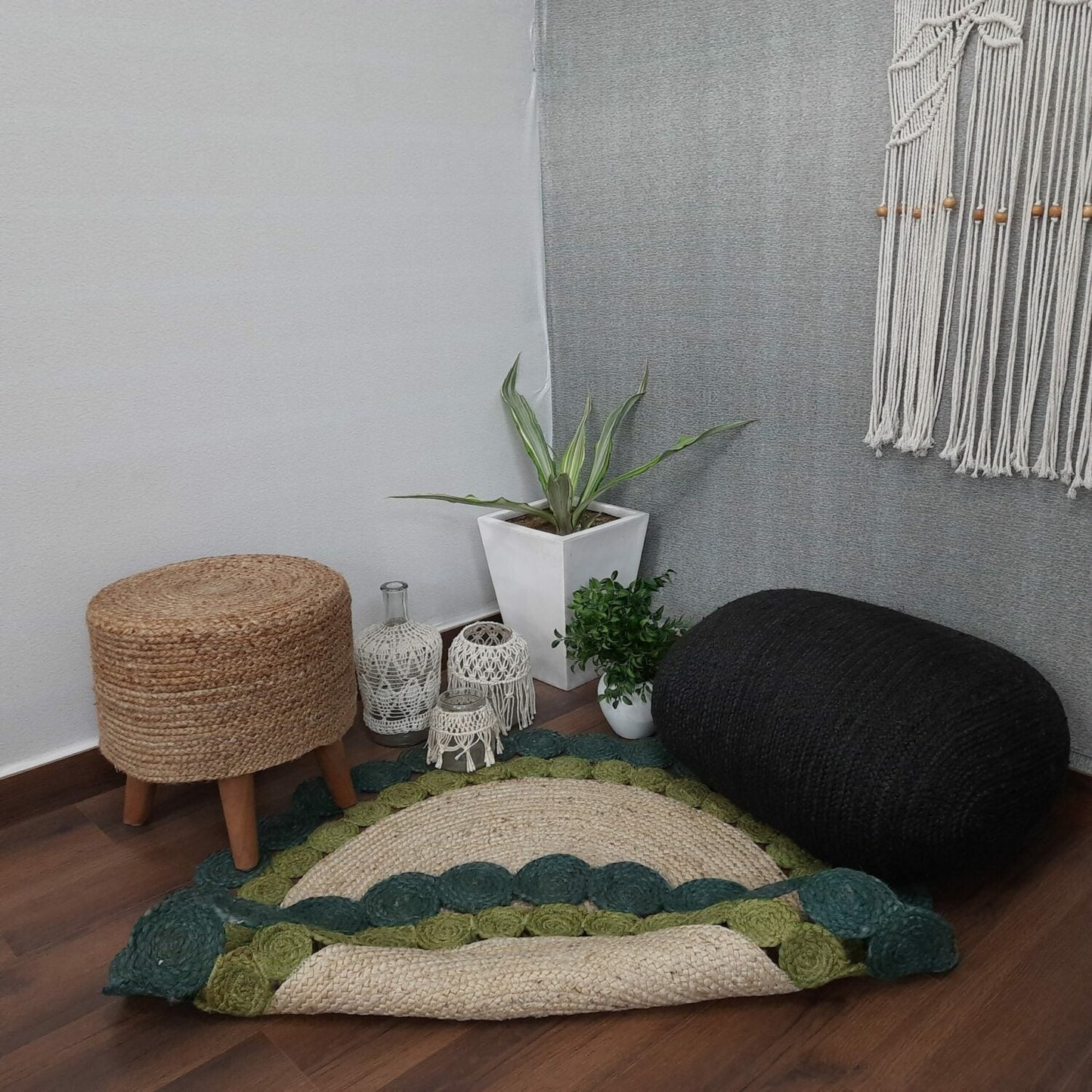 Avioni Braided Round Shaped Flower Look Rug In Greenish Shade- 120cm (~4 Feet)