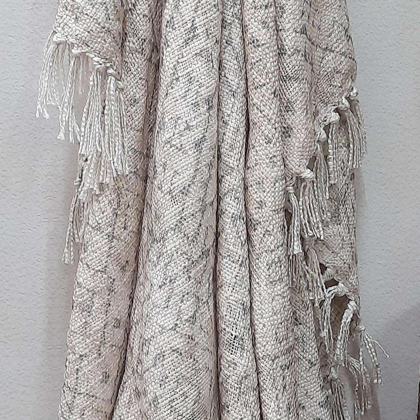 Avioni Beautiful Soft Sofa Throw | Light Coral & Yellow Double Side Design | Virgin Premium Polyester Slub Handloom Sofa Throw