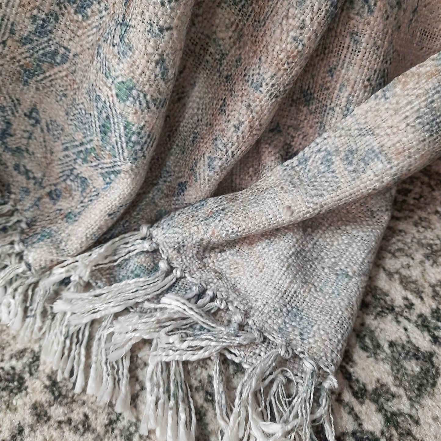 Avioni Beautiful Soft Sofa Throw | Modern Design | Virgin Premium Polyester Slub Handloom Sofa Throw