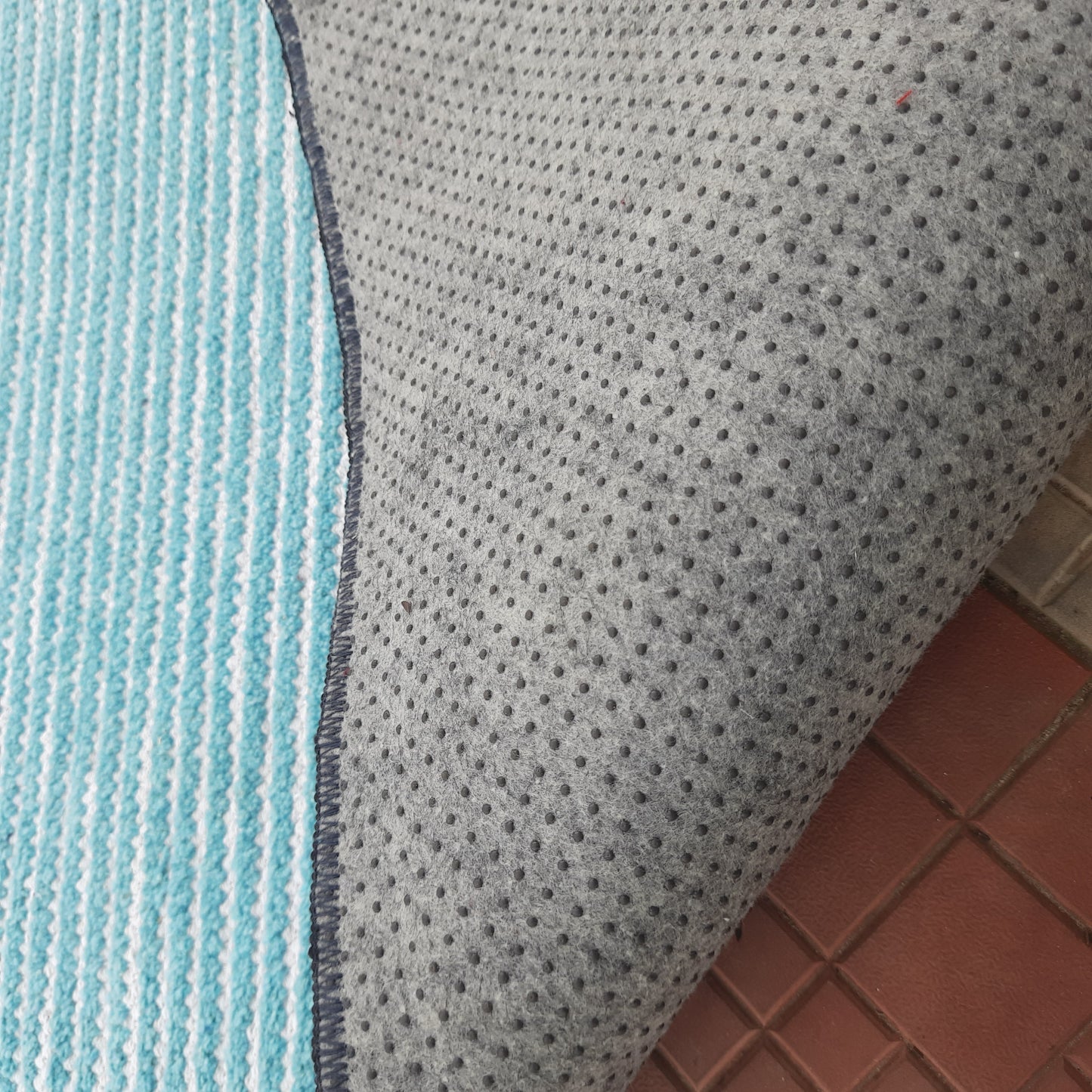 Avioni Luxury Soft Premium Chenille Stripe -Aqua Blue & White- Yoga Mat 60cm x 180cm (~2×5.5 Feet)