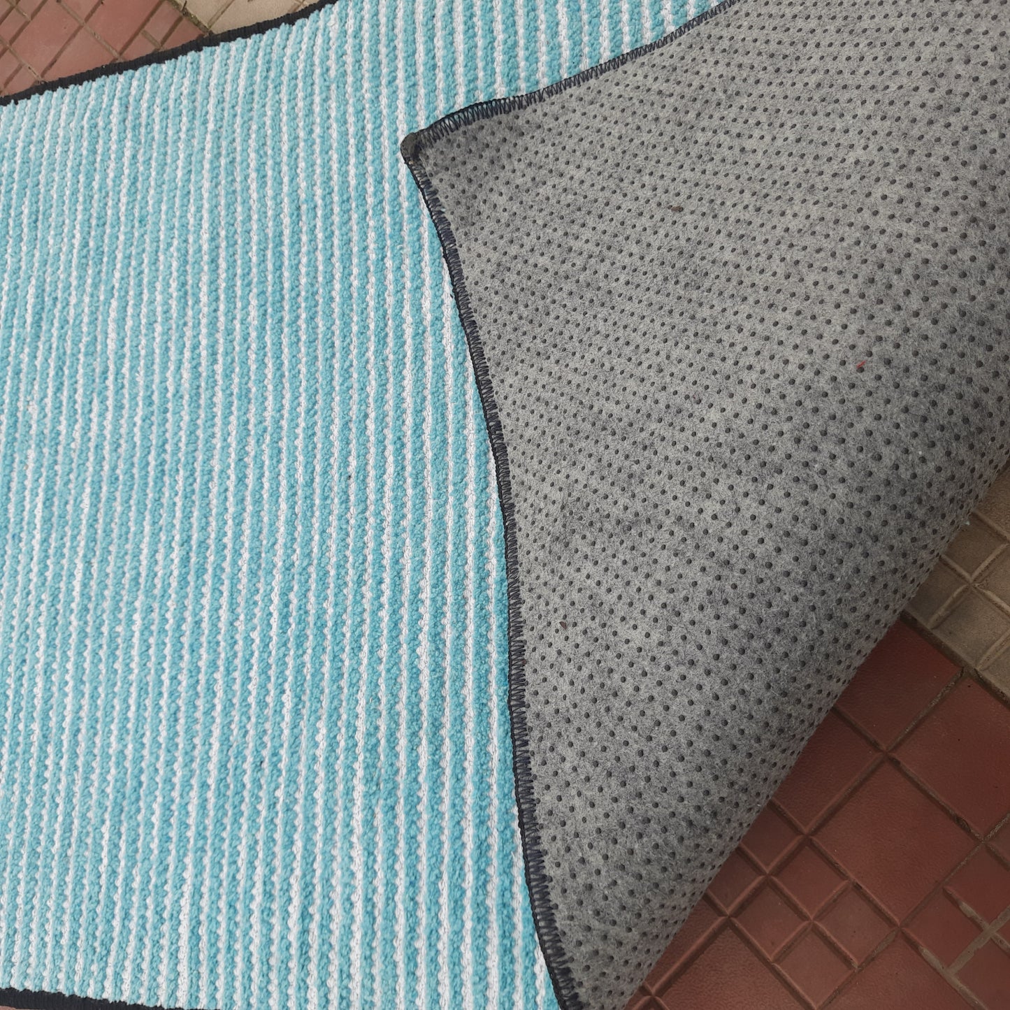 Avioni Luxury Soft Premium Chenille Stripe -Aqua Blue & White- Yoga Mat 60cm x 180cm (~2×5.5 Feet)