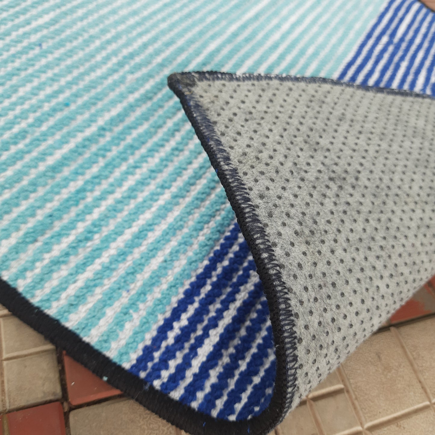 Avioni Luxury Soft Premium Chenille Stripe -Multi Color- Yoga Mat 60cm x 180cm (~2×5.5 Feet)