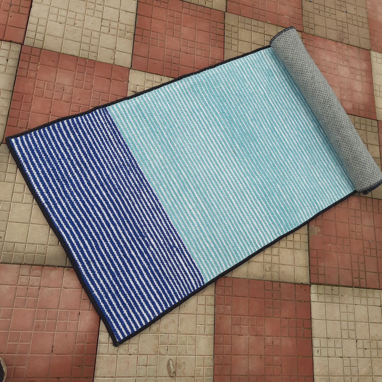 Avioni Luxury Soft Premium Chenille Stripe -Multi Color- Yoga Mat 60cm x 180cm (~2×5.5 Feet)