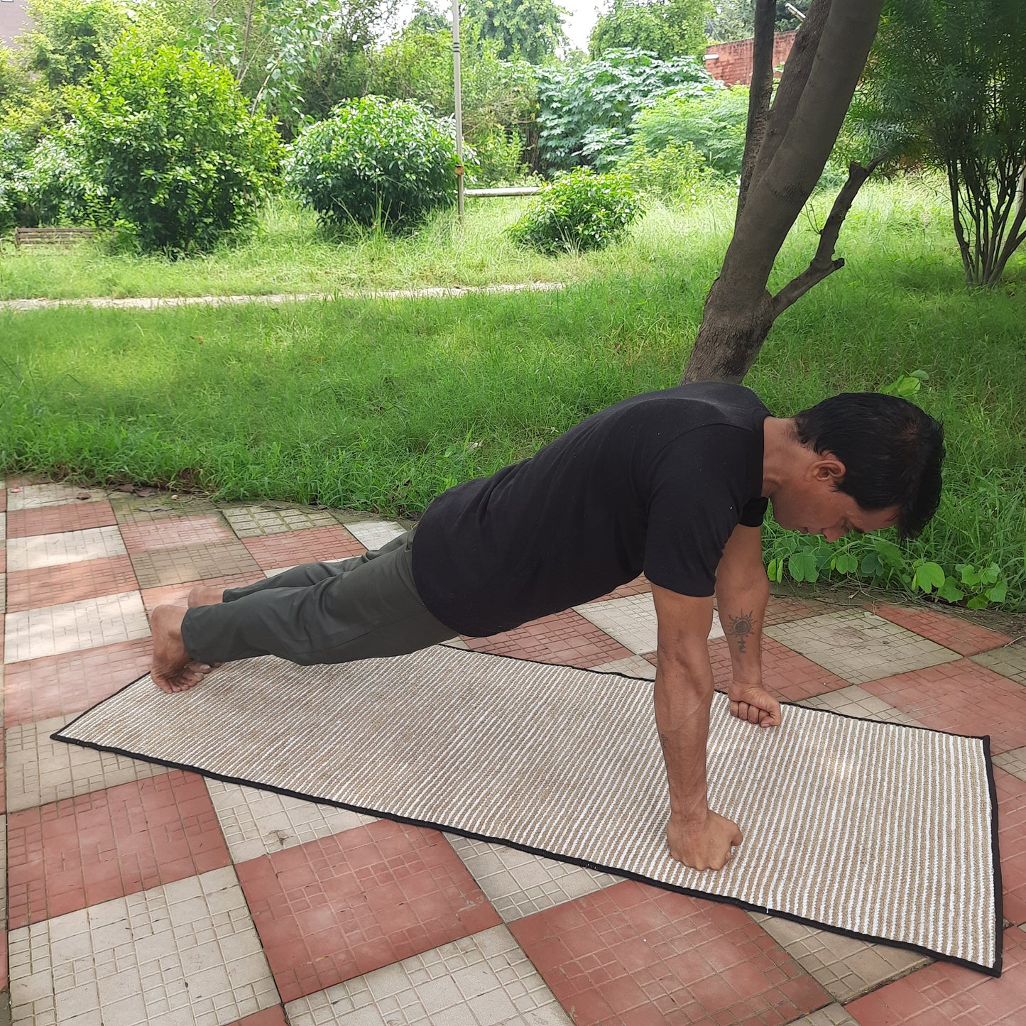 Avioni Luxury Soft Premium Chenille Stripe-Brown & White- Yoga Mat 60cm x 180cm (~2×5.5 Feet)