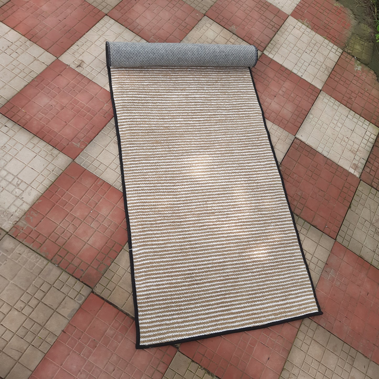 Avioni Luxury Soft Premium Chenille Stripe-Brown & White- Yoga Mat 60cm x 180cm (~2×5.5 Feet)