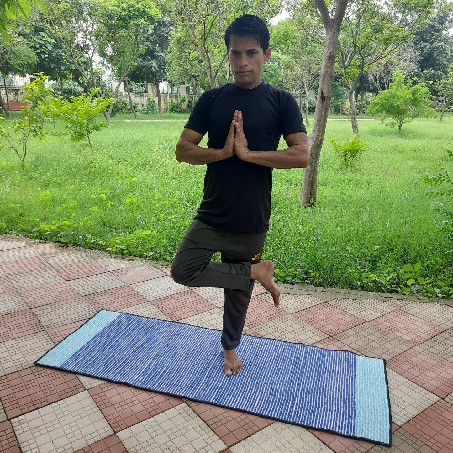 Avioni Luxury Soft Premium Chenille Stripe -Multi Color- Yoga Mat 60cm x 180cm (~2×5.5 Feet)