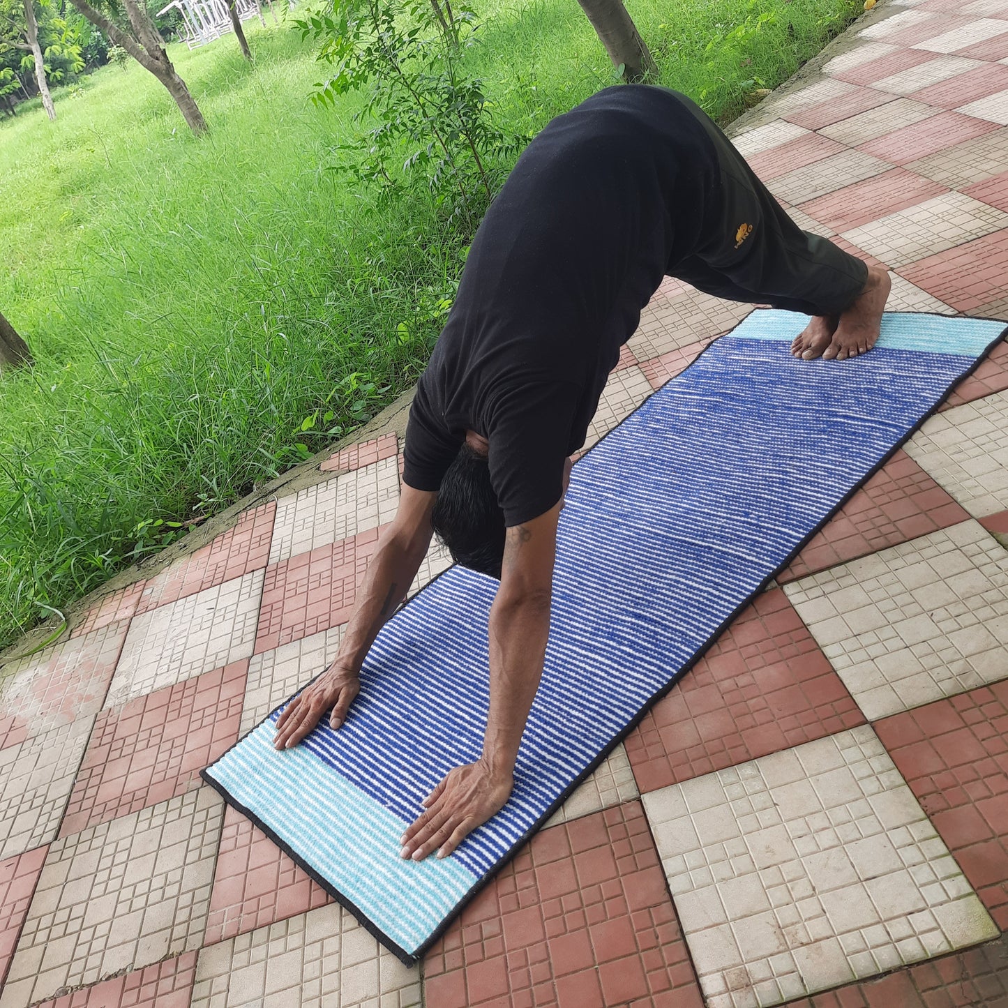 Avioni Luxury Soft Premium Chenille Stripe -Multi Color- Yoga Mat 60cm x 180cm (~2×5.5 Feet)