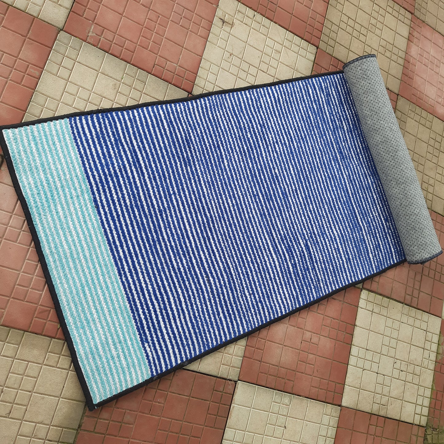 Avioni Luxury Soft Premium Chenille Stripe -Multi Color- Yoga Mat 60cm x 180cm (~2×5.5 Feet)