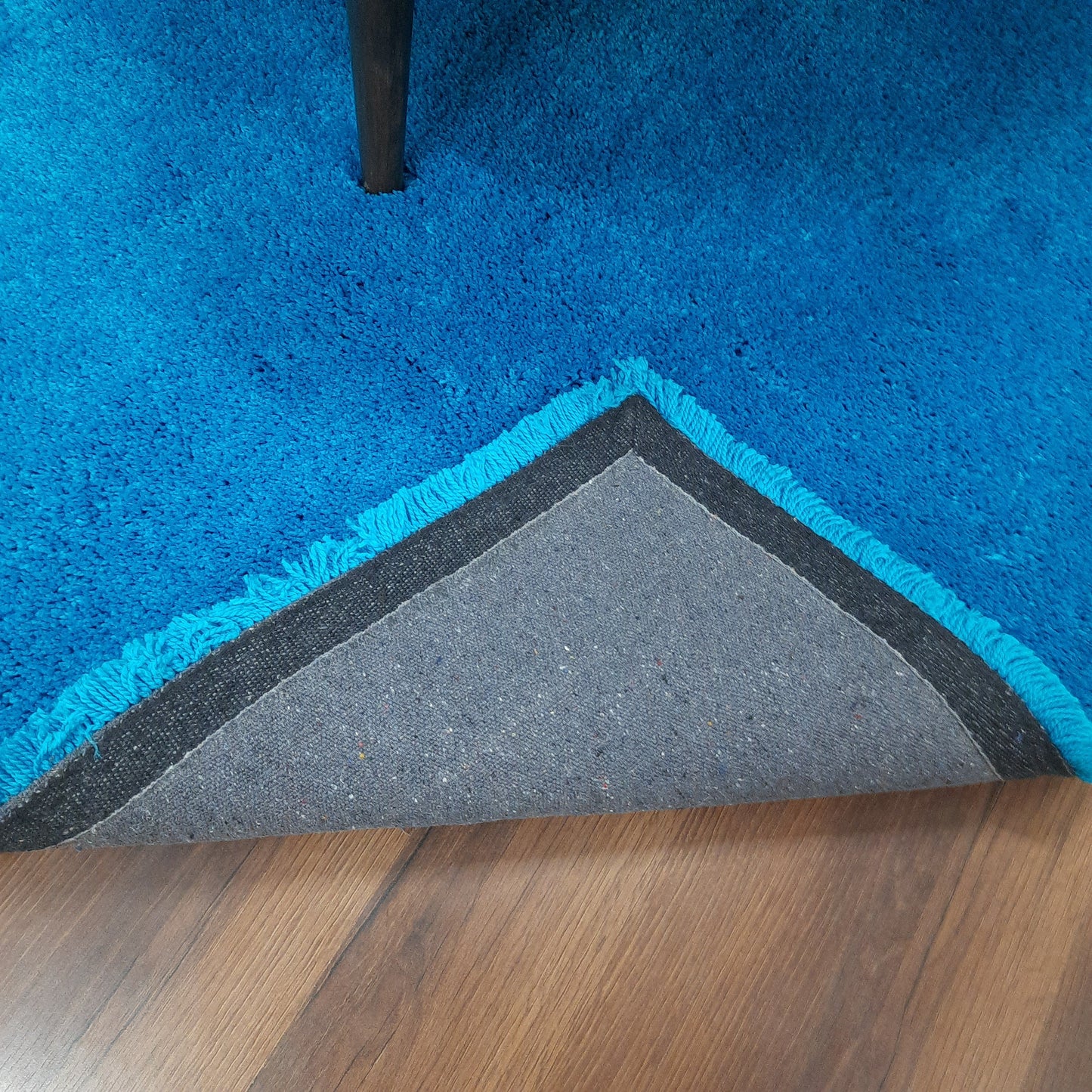 Avioni Home Atlas Collection - Microfiber Carpet In Plain Turquoise | Soft, Easy to Clean