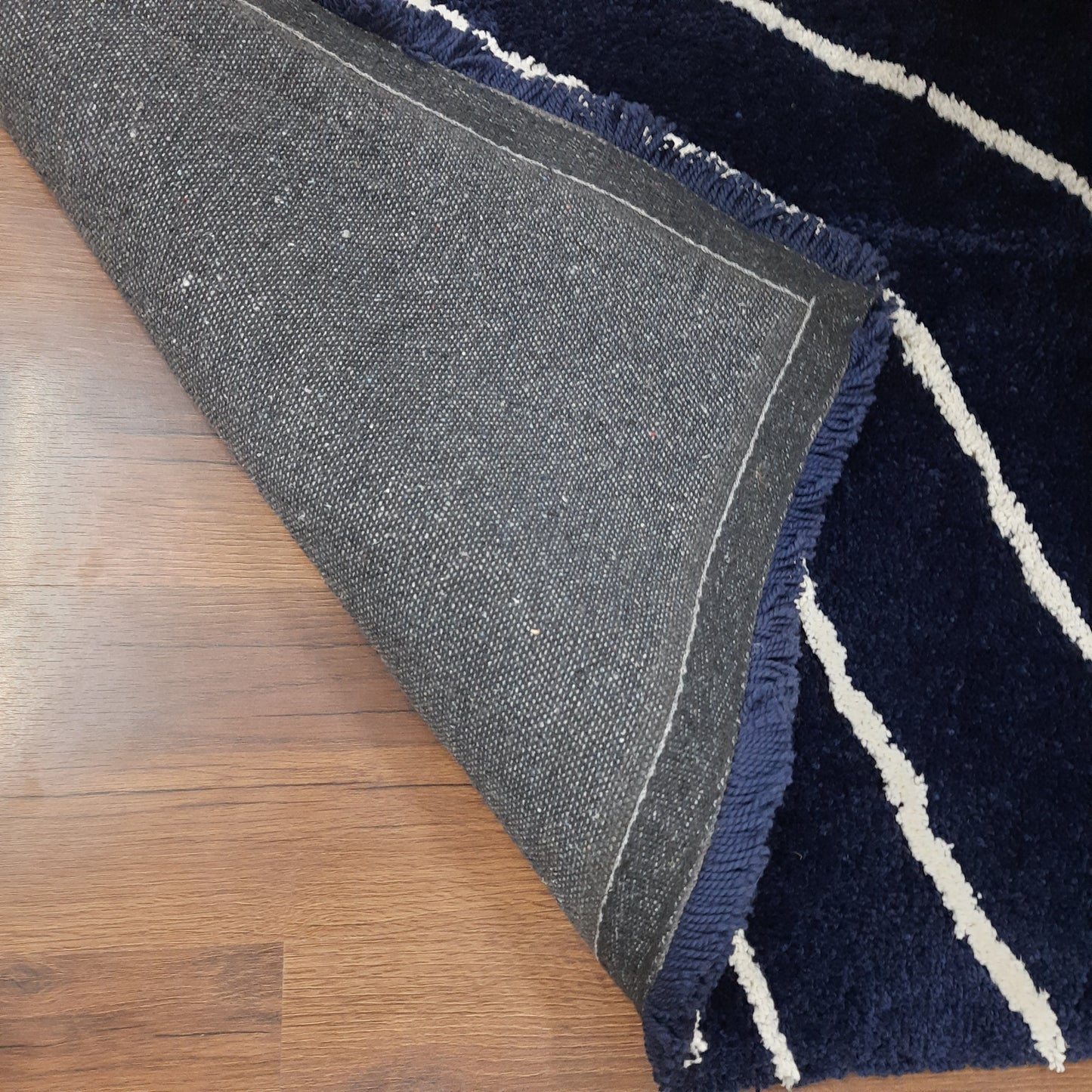 Avioni Home Atlas Collection - Plush Soft Washable Wave Design Carpet In Navy Blue & White| Soft, Carpet Backing, Easy to Clean