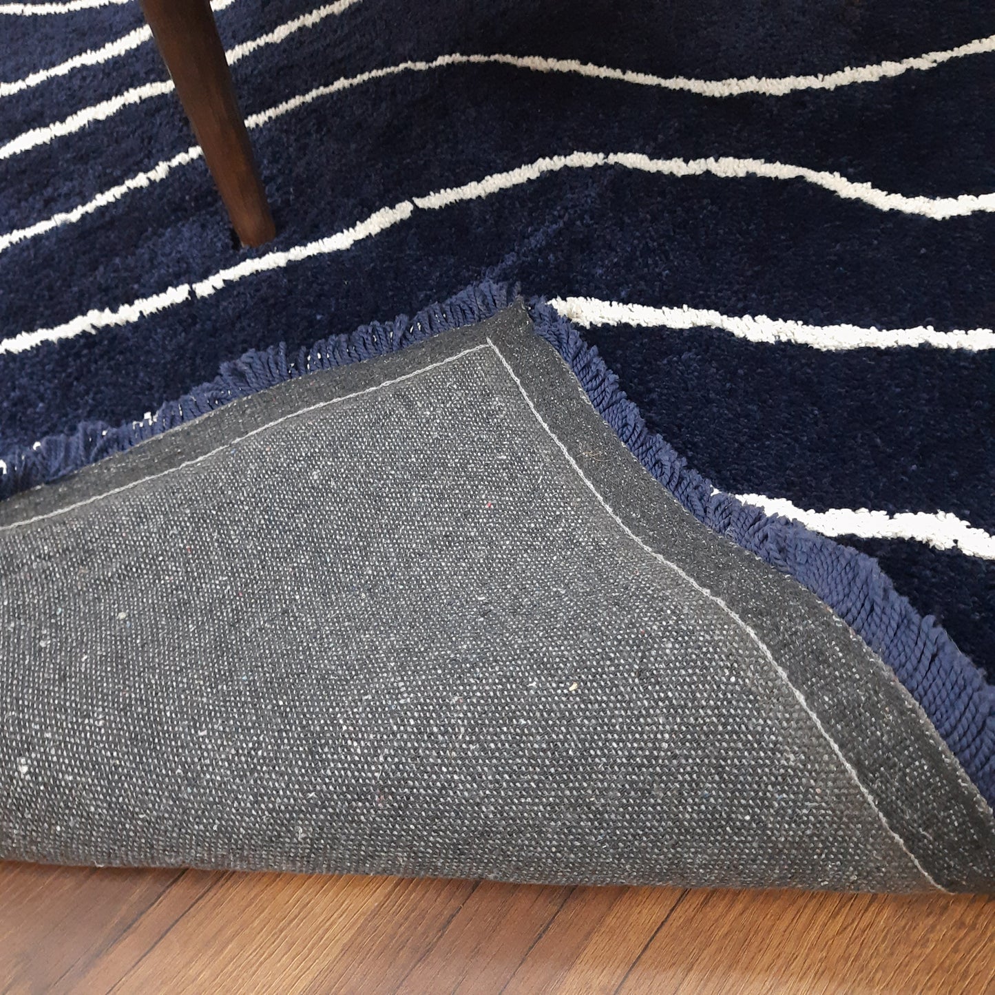 Avioni Home Atlas Collection - Plush Soft Washable Wave Design Carpet In Navy Blue & White| Soft, Carpet Backing, Easy to Clean