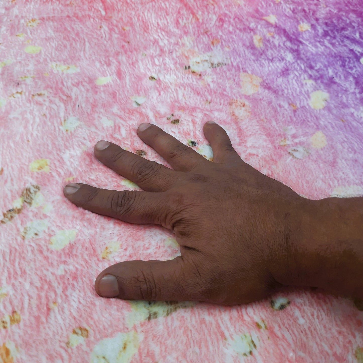 Plush Soft Faux Fur Premium Luxury Rug – Multi Color – Avioni Carpets