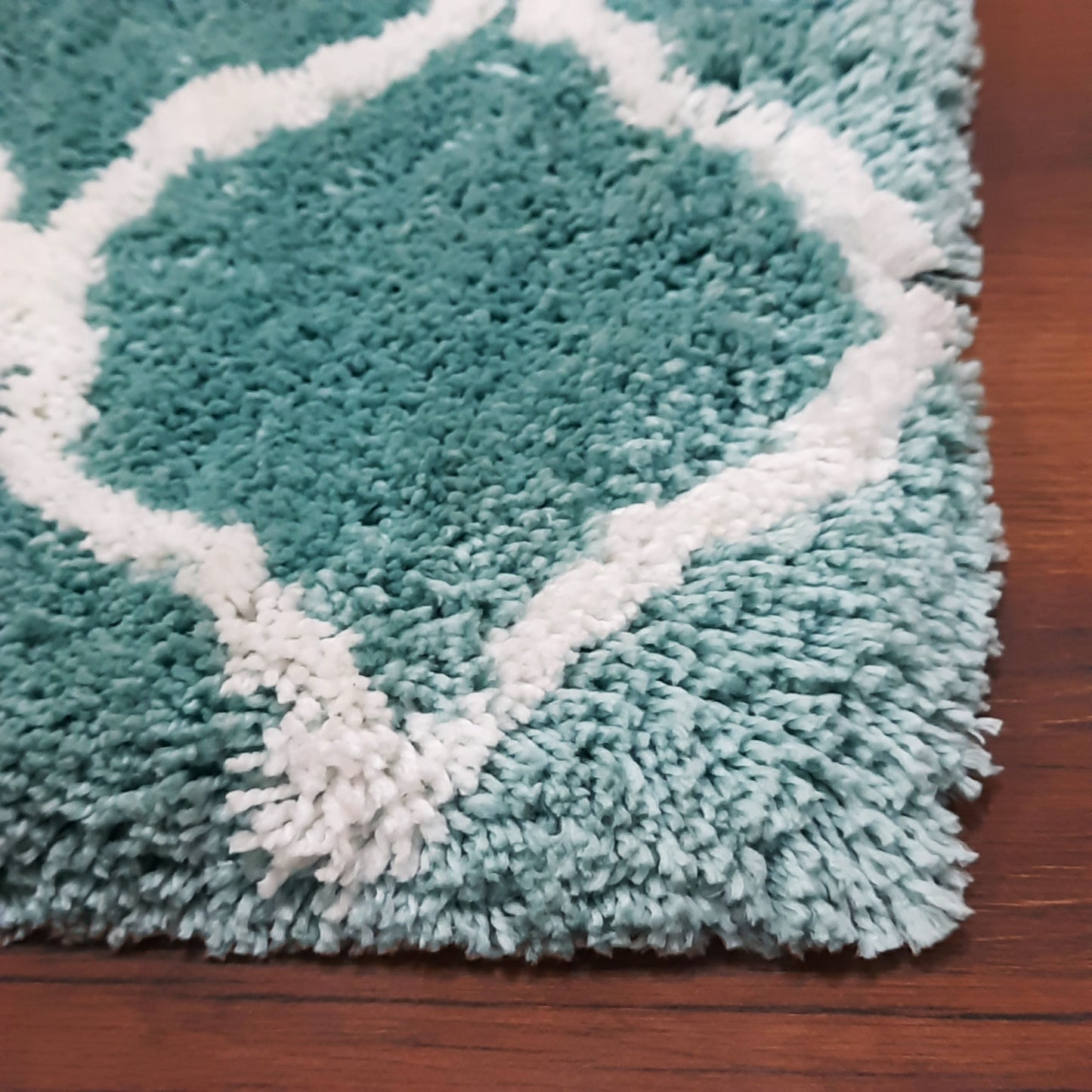 Handloom Shaggy Aqua Blue Carpet With White Moroccan Design /Bedside Runners by Avioni Home