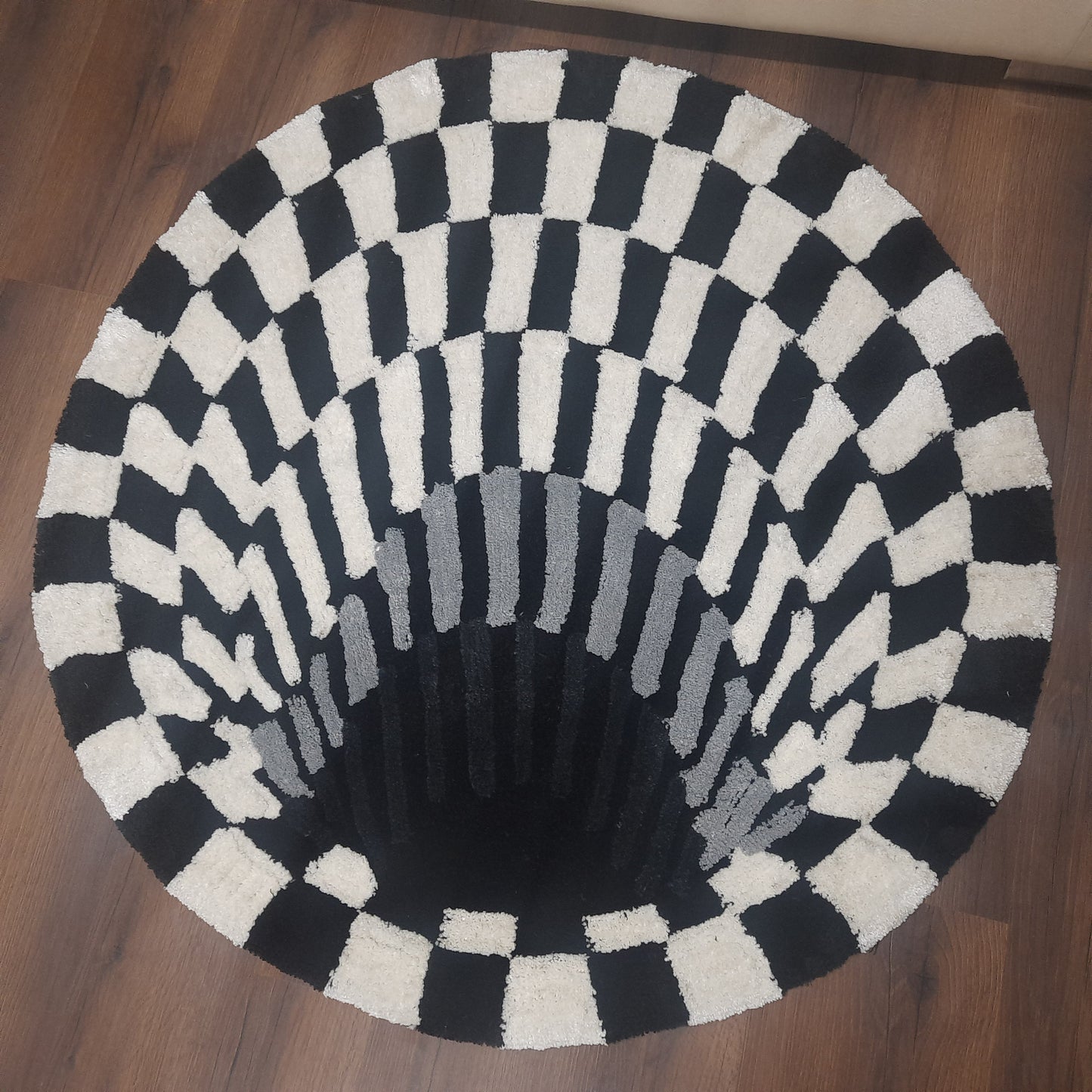 Avioni Home Vortex 3D Illusion Soft Plush Micro Yarn Round Carpet In Black & White| Soft, Non-Slip, Easy to Clean