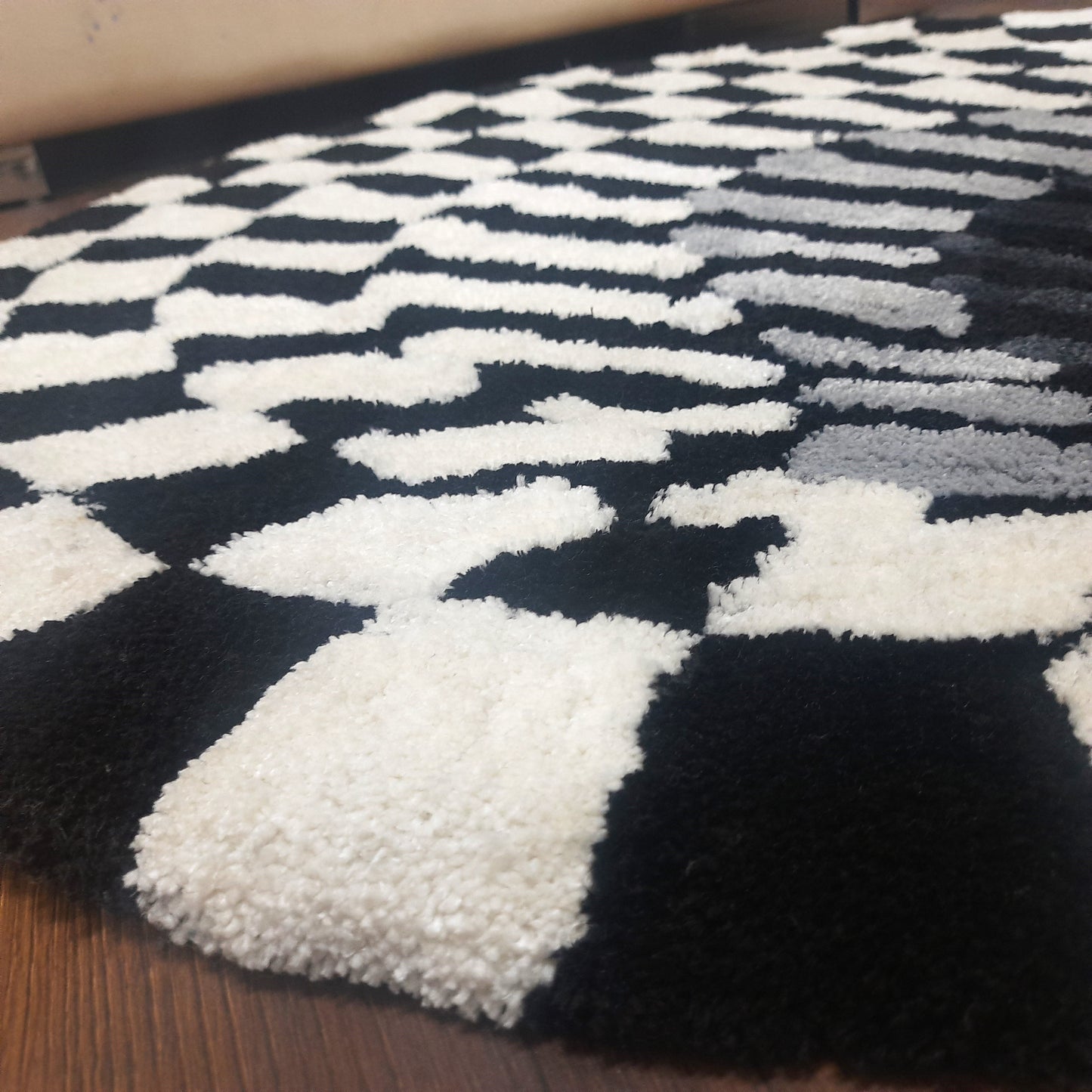 Avioni Home Vortex 3D Illusion Soft Plush Micro Yarn Round Carpet In Black & White| Soft, Non-Slip, Easy to Clean