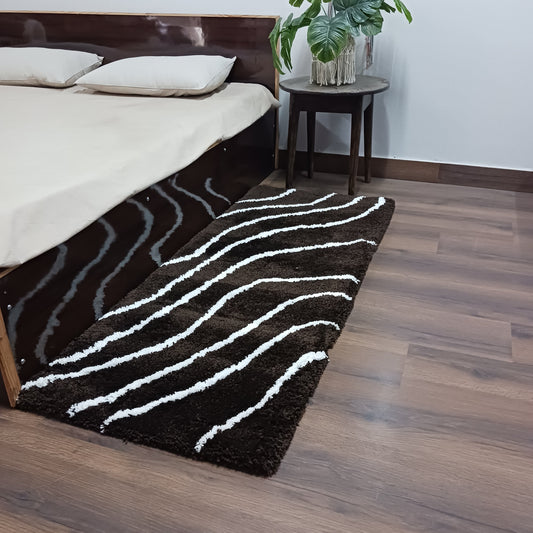 Handloom Shaggy Coffee Carpet With White Wave Design /Bedside Runners by Avioni Home