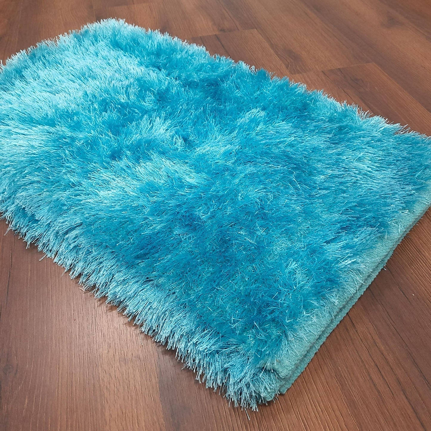 Avioni Handloom Flurry Yarn Fur Durry For Living Room In Fur Reversible Aqua- 150cm x 210cm (~5 feet x 7 feet)