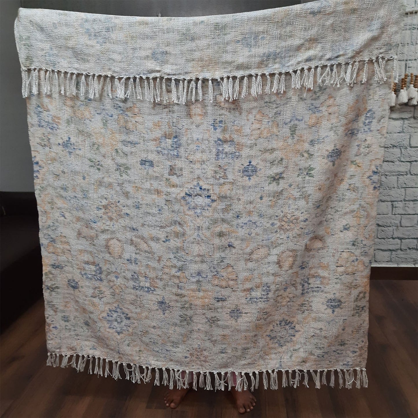 Avioni Beautiful Soft Sofa Throw | Abstract Modern Design | Virgin Premium Polyester Slub Handloom Sofa Throw