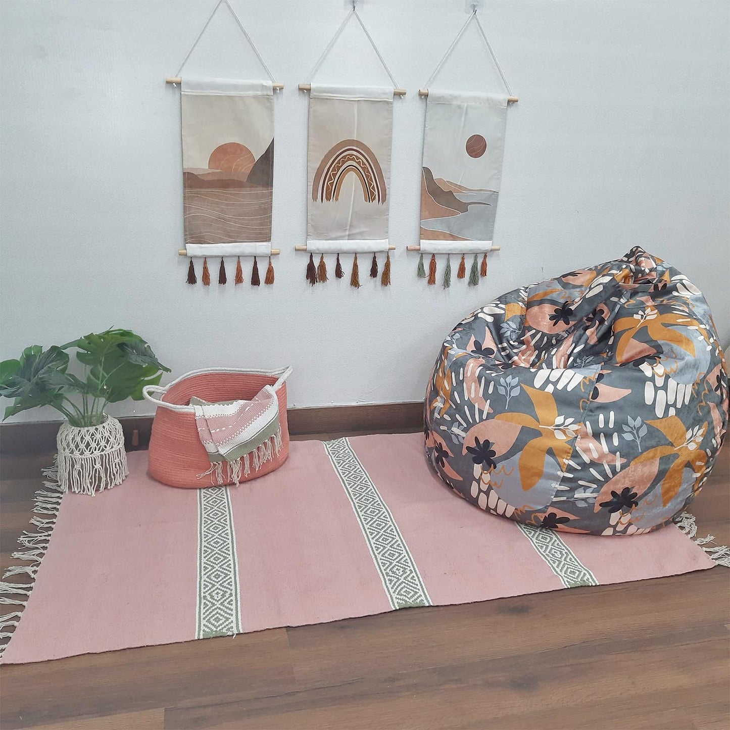 Avioni 100% Cotton Handloom Floor Rug / Durrie – Neohome Collection – Green stripes on pink background