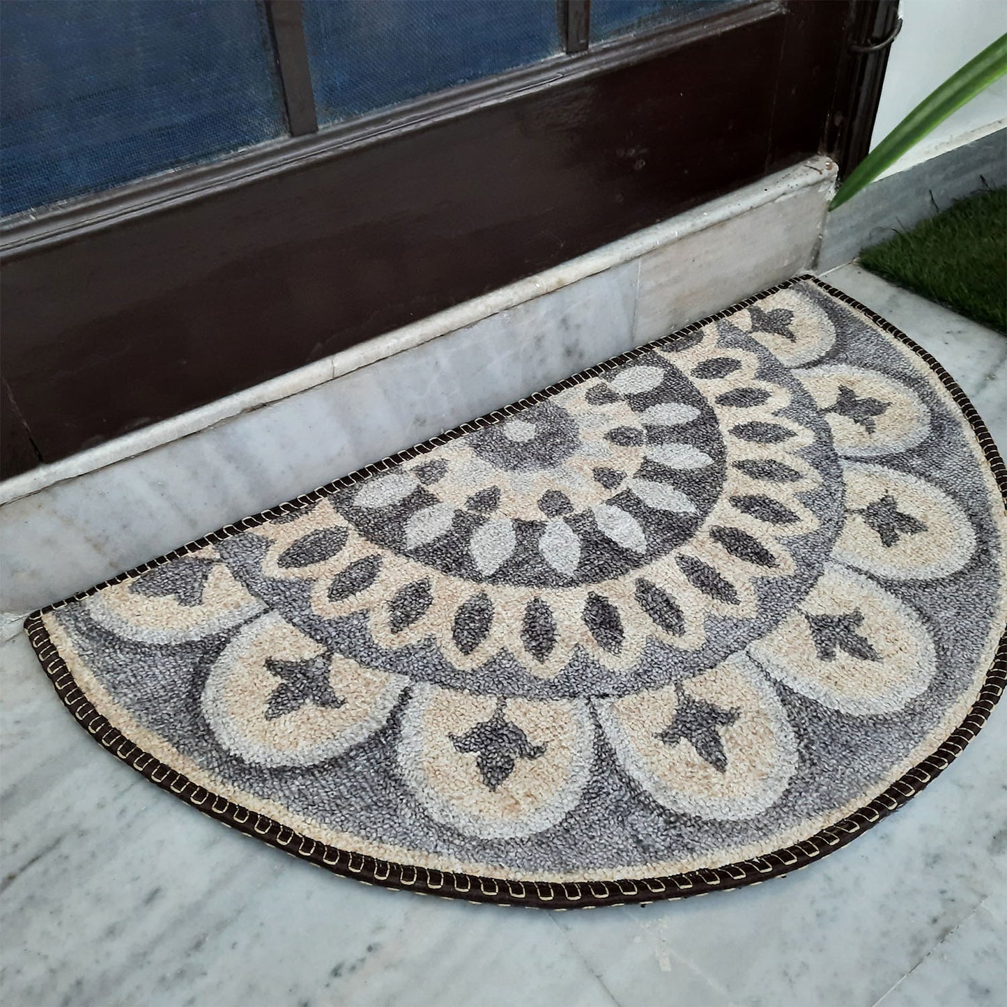 Avioni Home Floor Mats in Beautiful Rangoli Modern Semi Round Design | Anti Slip, Durable & Washable | Outdoor & Indoor