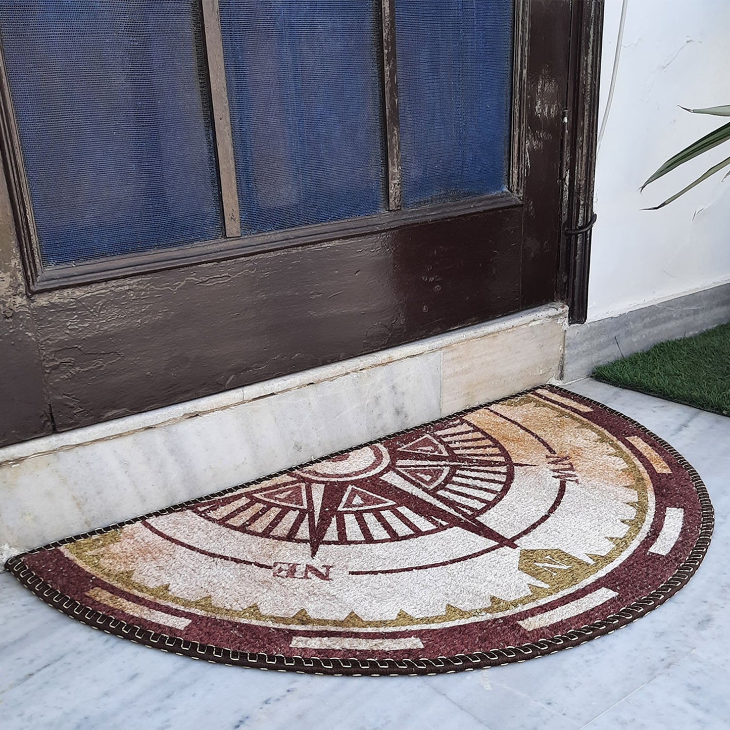 Avioni Home Floor Mat Modern Compass Design | Anti Slip, Durable & Washable | Outdoor & Indoor