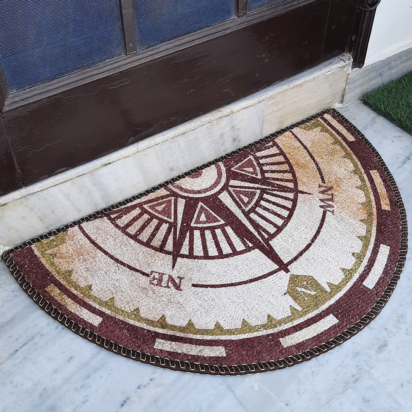 Avioni Home Floor Mat Modern Compass Design | Anti Slip, Durable & Washable | Outdoor & Indoor