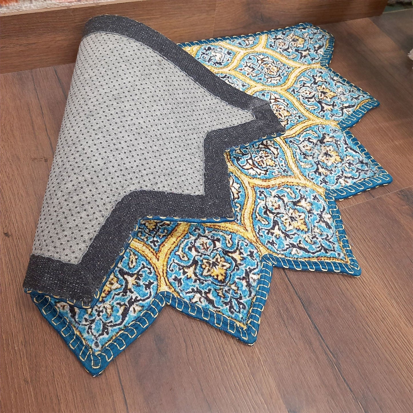 Avioni Home Floor Mats in Beautiful Traditional Persian Cutout Design | Anti Slip, Durable & Washable | Outdoor & Indoor