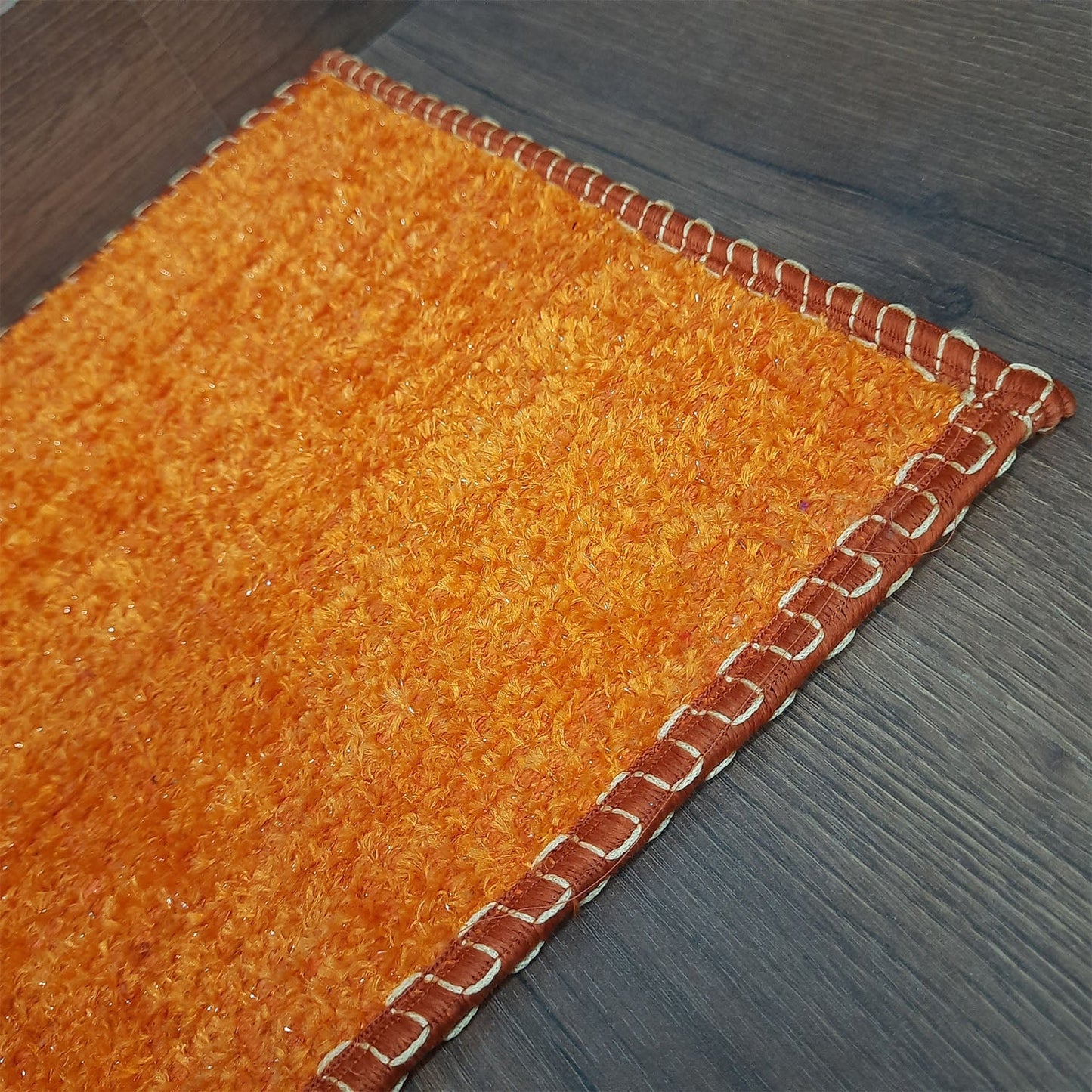 SET OF FOUR | Avioni SlipToGrip Universal Doormat | Orange, Size 35cm x 55cm | Anti Slip, Durable & Washable | Outdoor & Indoor