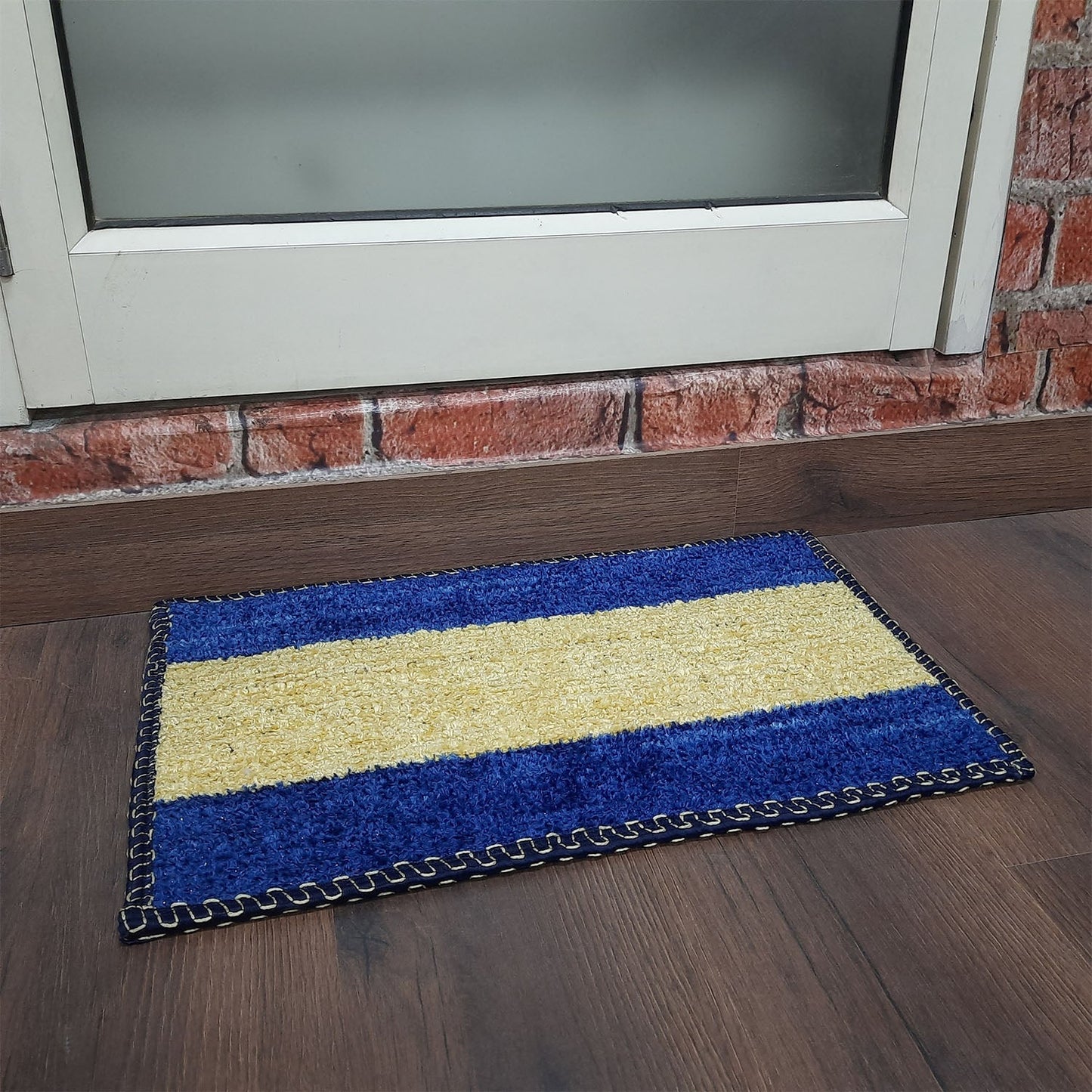 SET OF FOUR | Avioni SlipToGrip Universal Doormat | Size 35cm x 55cm | Anti Slip, Durable & Washable | Outdoor & Indoor