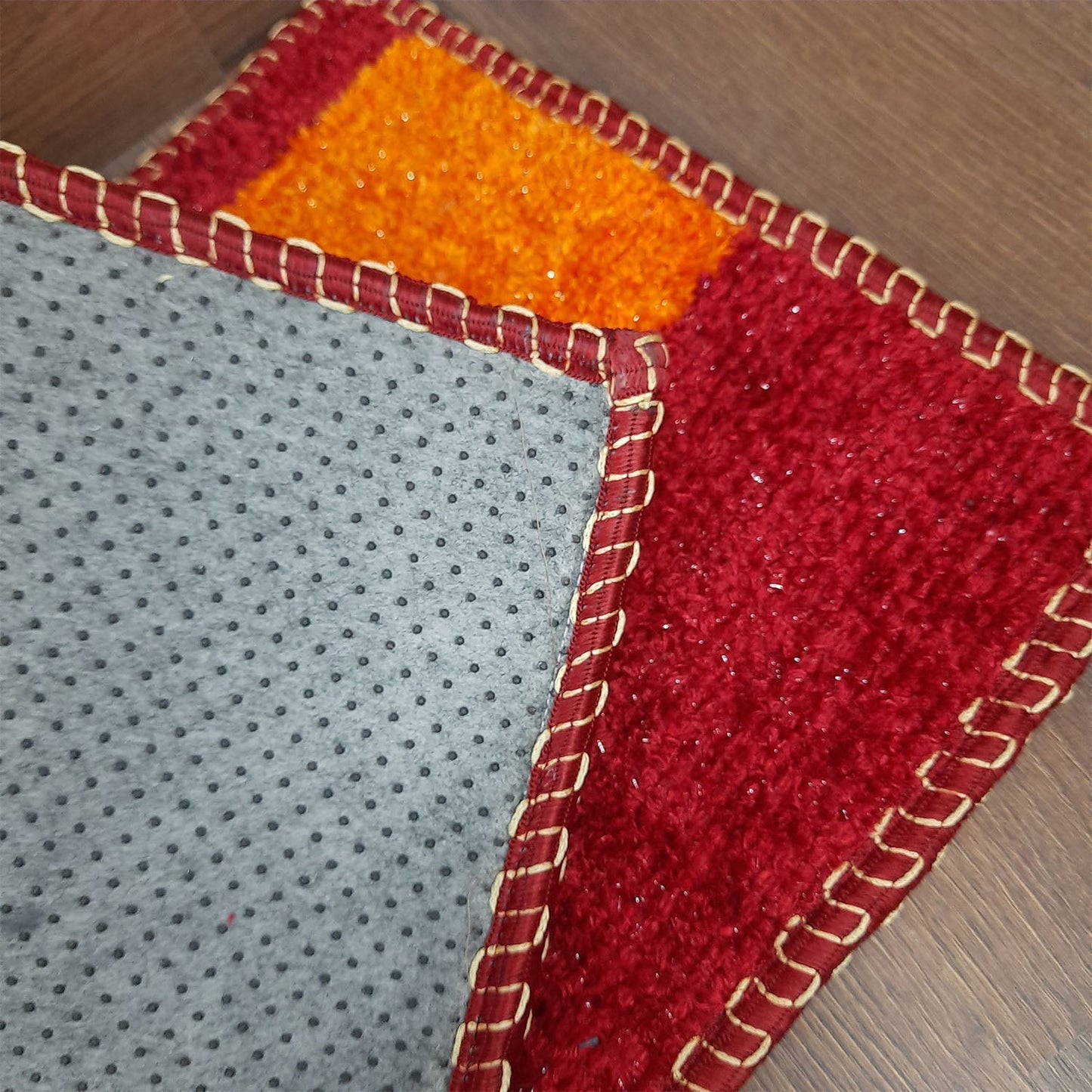 SET OF FOUR | Avioni SlipToGrip Universal Doormat | Orange & red, Size 35cm x 55cm | Anti Slip, Durable & Washable | Outdoor & Indoor