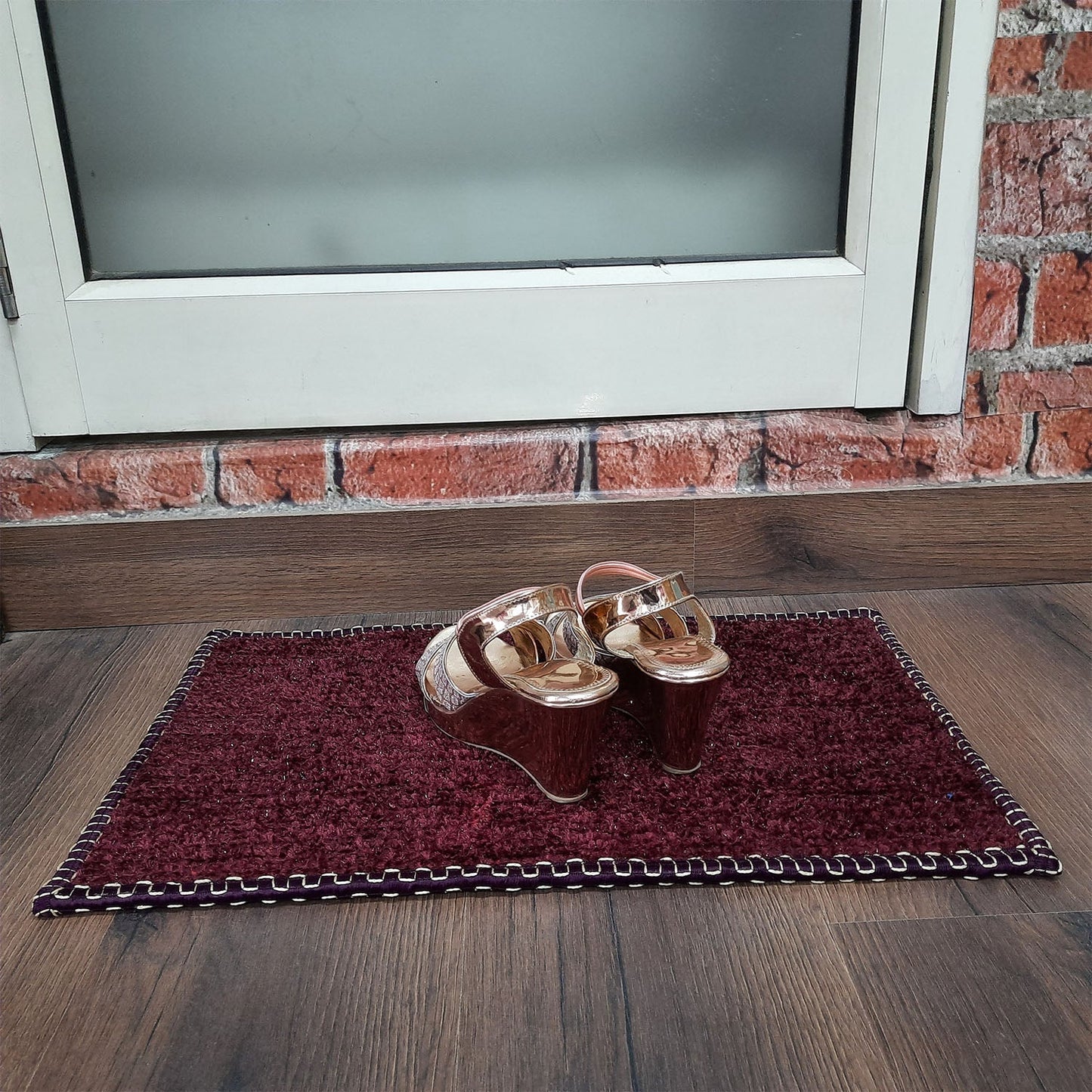 SET OF FOUR | Avioni SlipToGrip Universal Doormat | Maroon, Size 35cm x 55cm | Anti Slip, Durable & Washable | Outdoor & Indoor