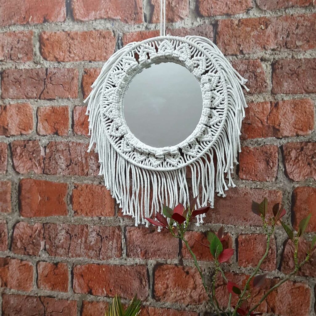 Avioni Home Boho Collection – Mirror in Macramé -32×40 cms