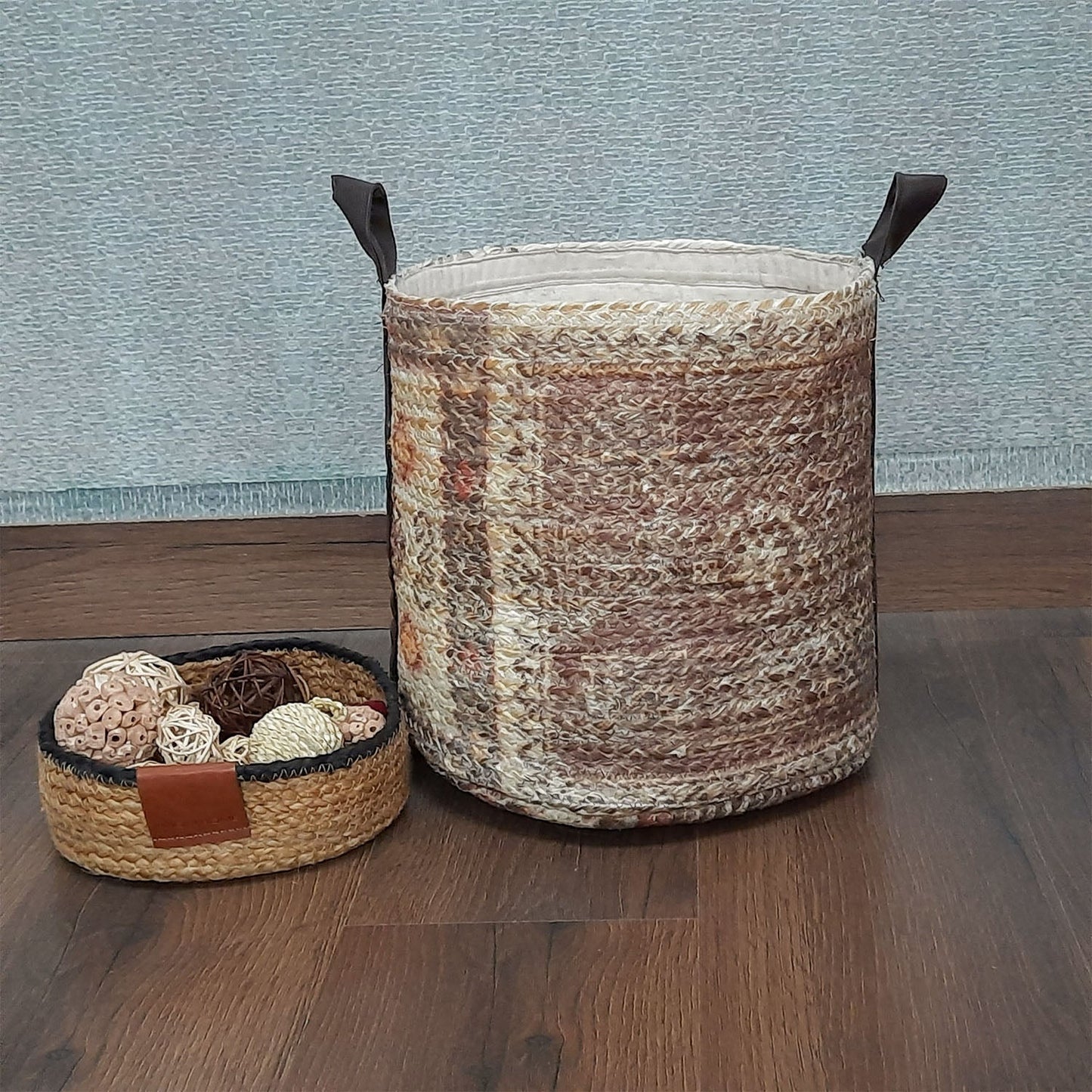 Avioni Home Hand Braided Ethnic Pattern Jute Basket | Leatherette Handles | Canvas Inner for Extra Strength | Size: 28 x30 cms (~11×12 inch)