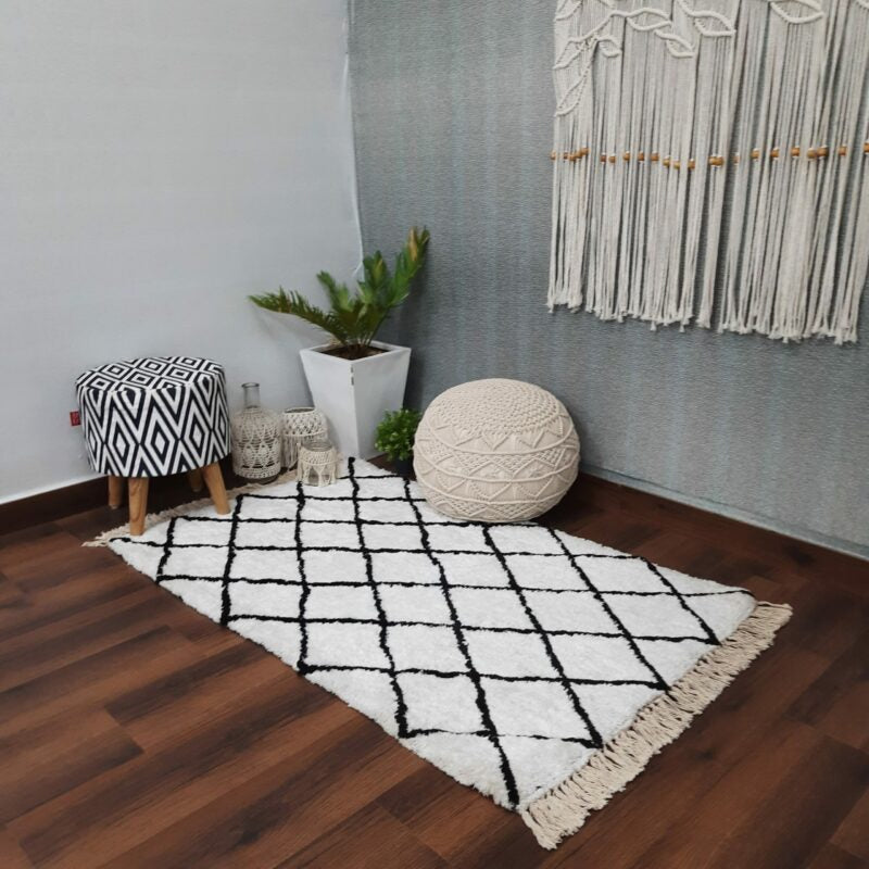 Avioni Atlas Collection- Micro Moroccan Lattice Carpets In White and Black Double Shade