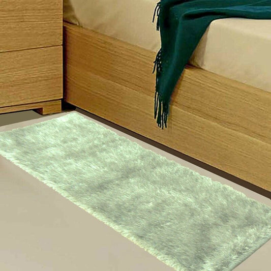 Avioni Handloom Silver Reversble Bedside Runners in Soft Fur (55cm x 137cm (~22″ x 55″))