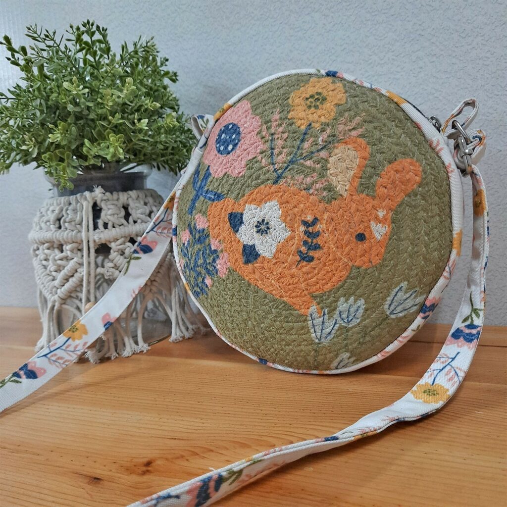 Premium Sling Bag for Women, Avioni Fashion Shoulder Bag, Bohemian Style-Rabbit In Field, Braided Sides Round Sling Bag, Perfect For Gifts and Traveling-25 cms Diameter