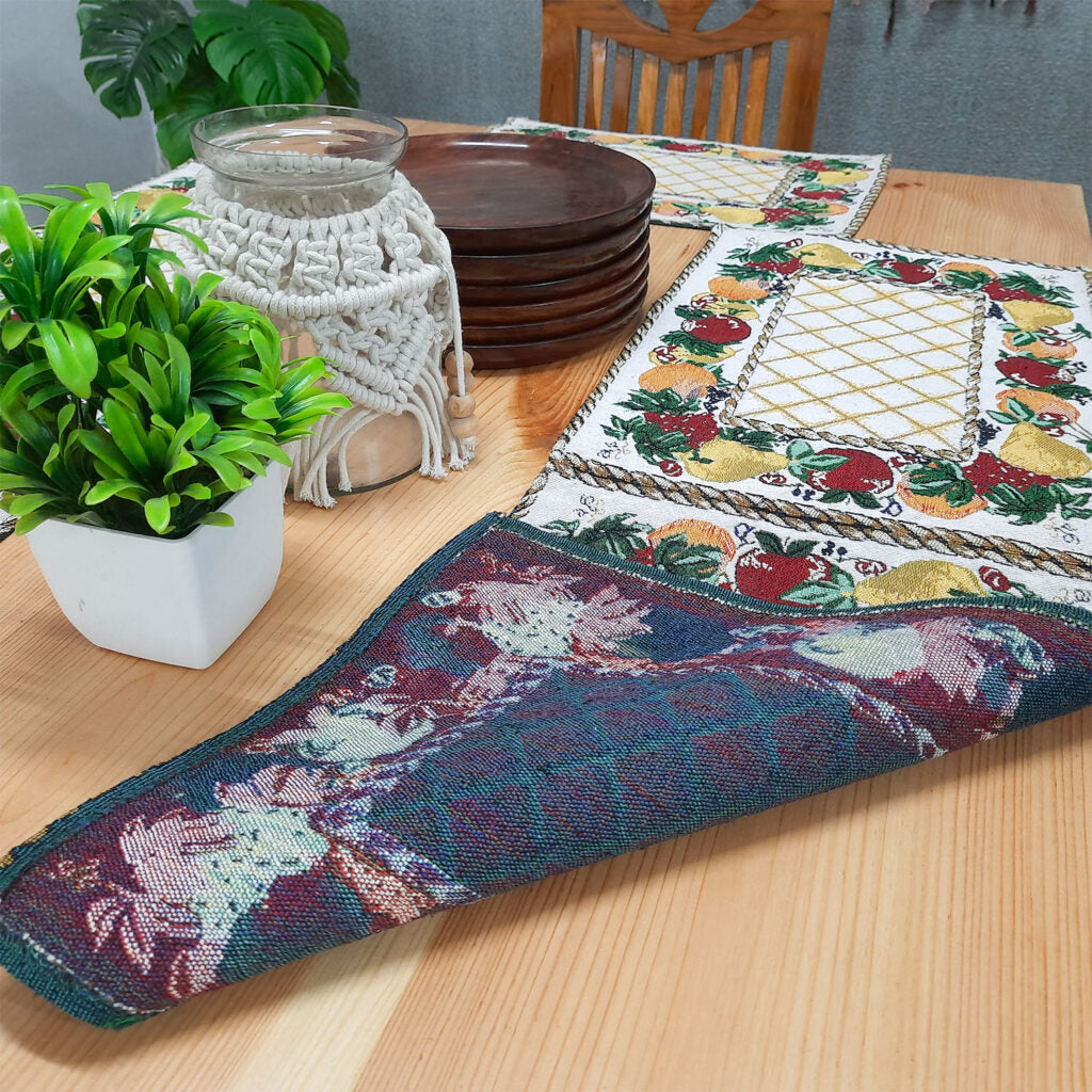 Table Mats (Set Of Six) With Table Runner On Jacquard Fabric