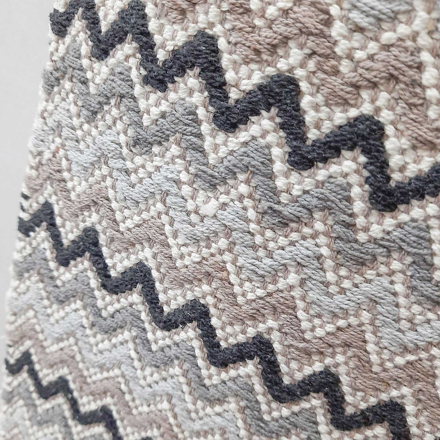 Avioni Lux Handloom Cotton Designer Durries- 90cm x 150cm (~3×5 Feet)