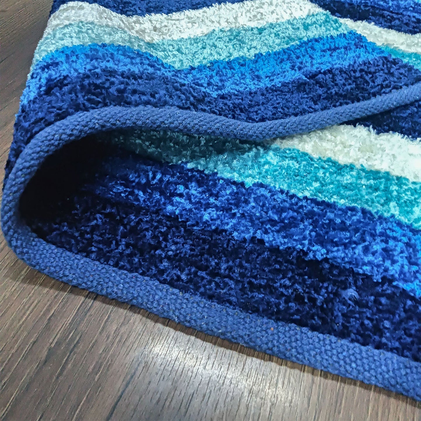 Avioni Handloom Cut Shuttle Rugs by Master Artisans | Feather like Luxurious Silk Soft Touch | Home Washable | Stripes in Shades of Blue and White | Reversible - 3 feet x 5 feet (~90 cm x 150 cm)