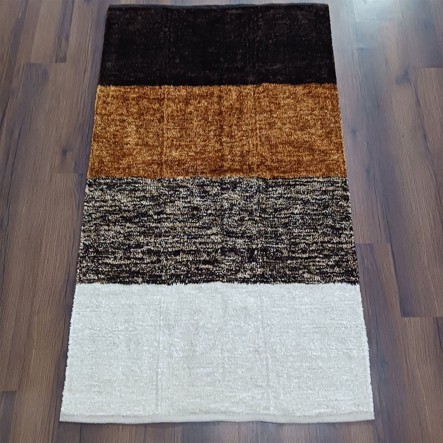 Avioni Handloom Rugs | Master Artisans Work | Feather like Luxurious Silk Soft Touch | Home Washable | Brown Gradient Design | Reversible-90cm x 150cm (~3Feet x 5Feet)