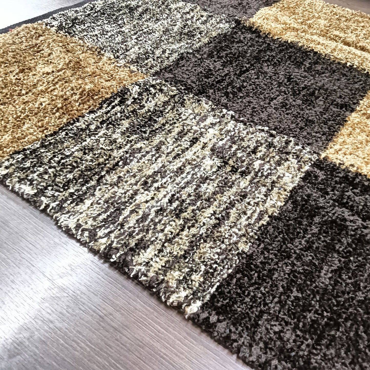 Avioni Handloom Cut Shuttle Rugs by Master Artisans | Feather like Luxurious Silk Soft Touch | Home Washable | Coffee, Gold Beige and White | Reversible - 90cm x 150cm (~3Feet x 5Feet)